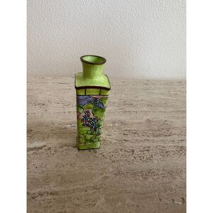 Empress Arts Green Grape Mini Vase